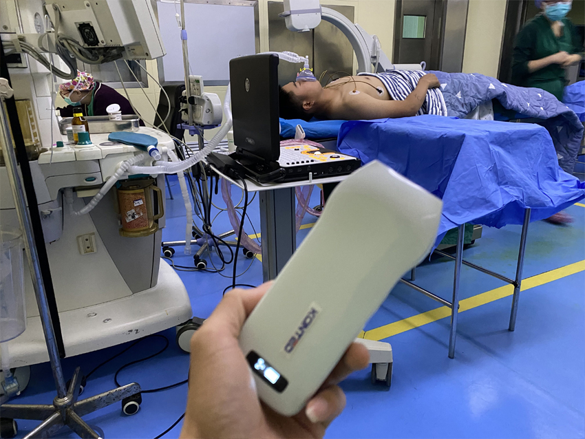 Sonda de ultrasonido inalámbrica utilizada en cuidados críticos